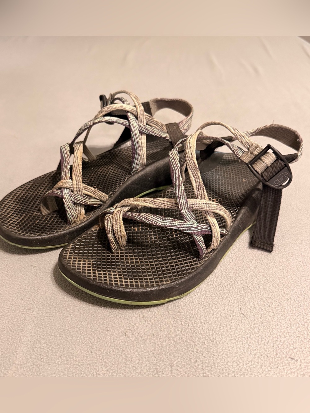 Chaco Women’s Size 10 Green Strappy Sandals